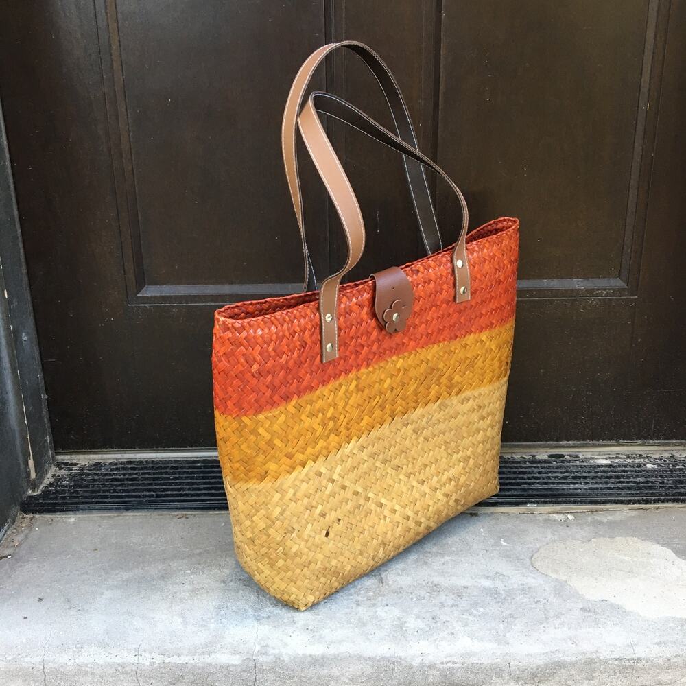 Straw hand woven jute market tote bag made in Thailand leather strap - Picture 3 of 4